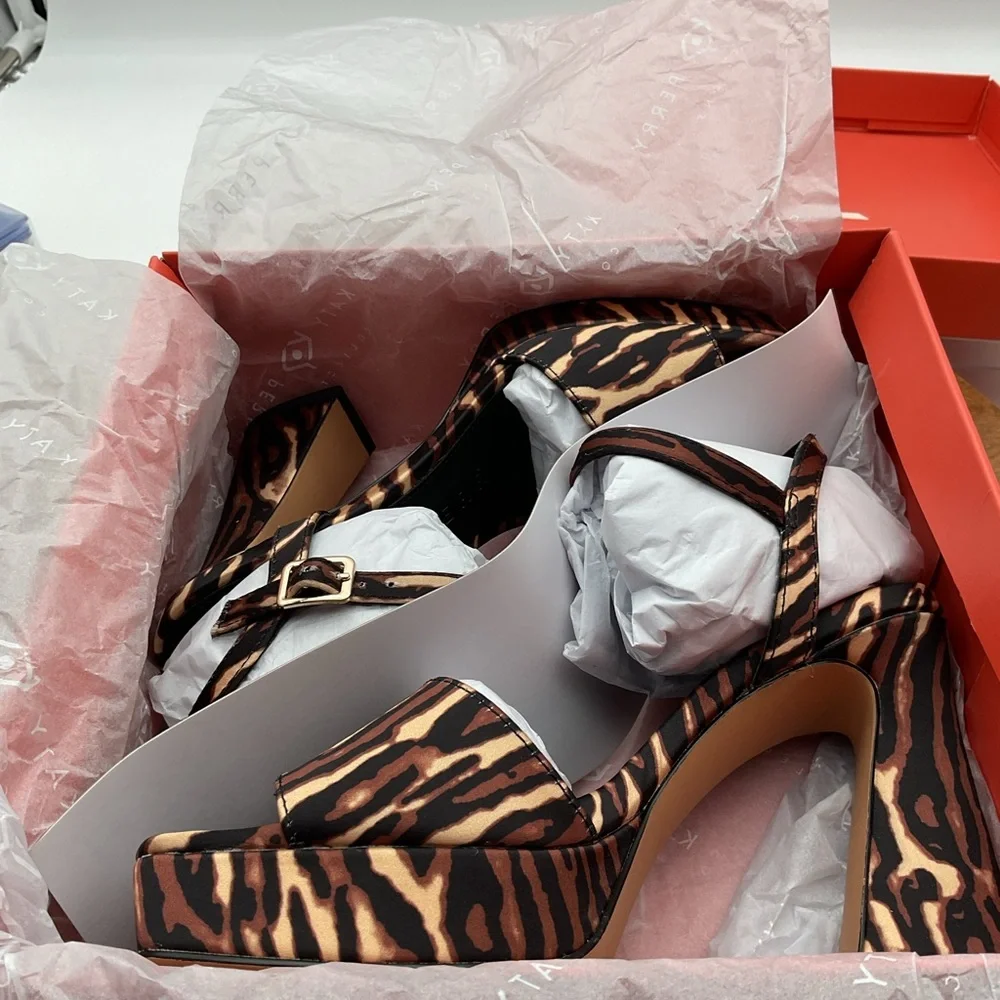 Katy‎ Perry Collections the square linger Animal Print Platform Heels size 6